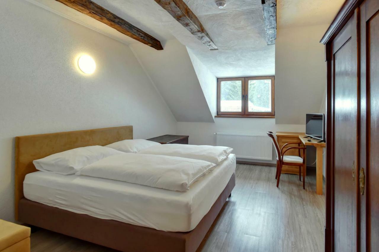 Zamecka Fortovna Obora - Forester House Kaznejov Екстер'єр фото